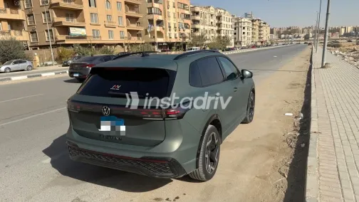 فولكس فاغن تيجون 2025 أبيض مستعملة للبيع - 2