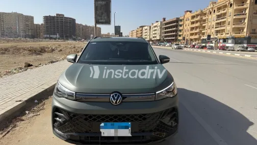 فولكس فاغن تيجون 2025 أبيض مستعملة للبيع - 5