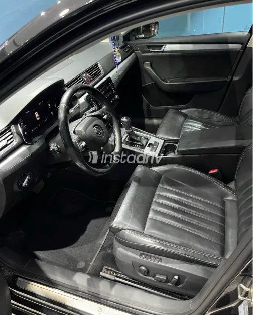 Skoda Superb 2022 White Used for Sale - 8