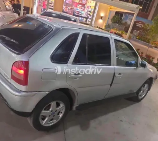 فولكس فاغن بوينتر 2005 أبيض مستعملة للبيع - 3