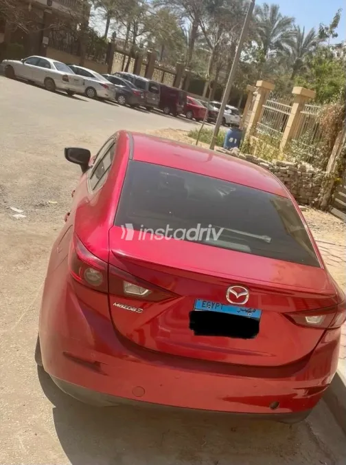 Mazda 3 2017 White Used for Sale - 1