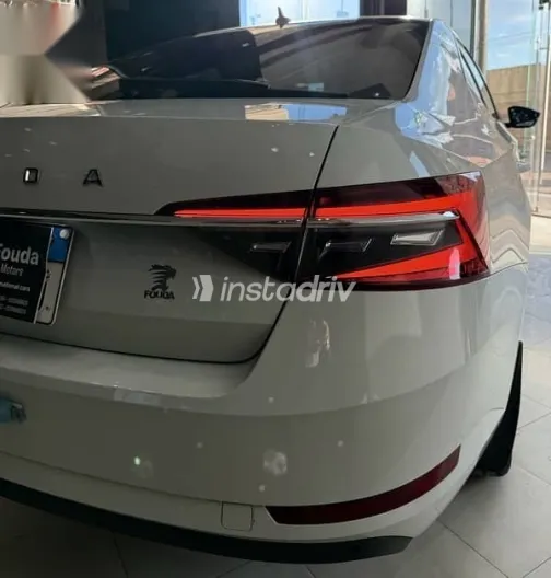 سكودا سوبيرب 2024 أبيض مستعملة للبيع - 10