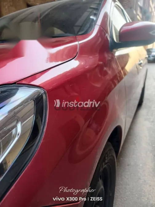 نيسان صنى 2024 أحمر مستعملة للبيع - 7