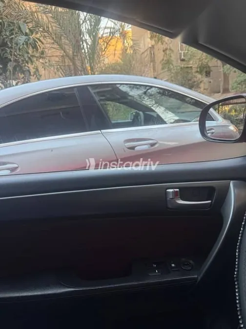 Kia Cerato 2010 Red Used for Sale - 4