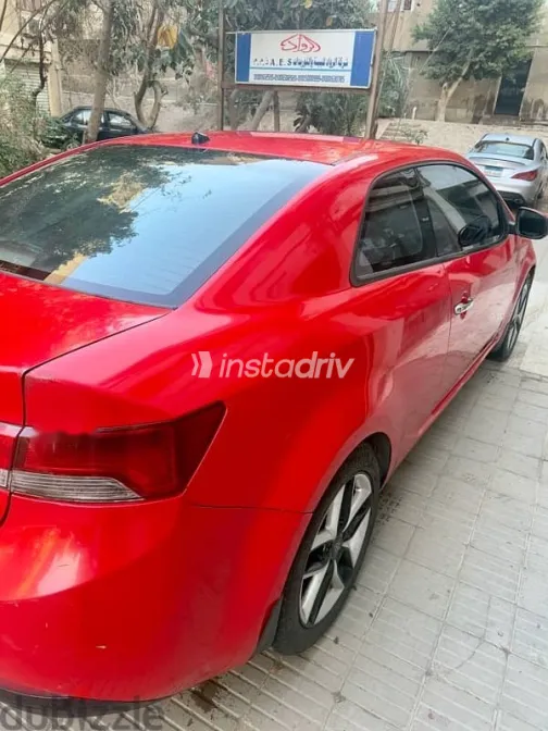 Kia Cerato 2010 Red Used for Sale - 8