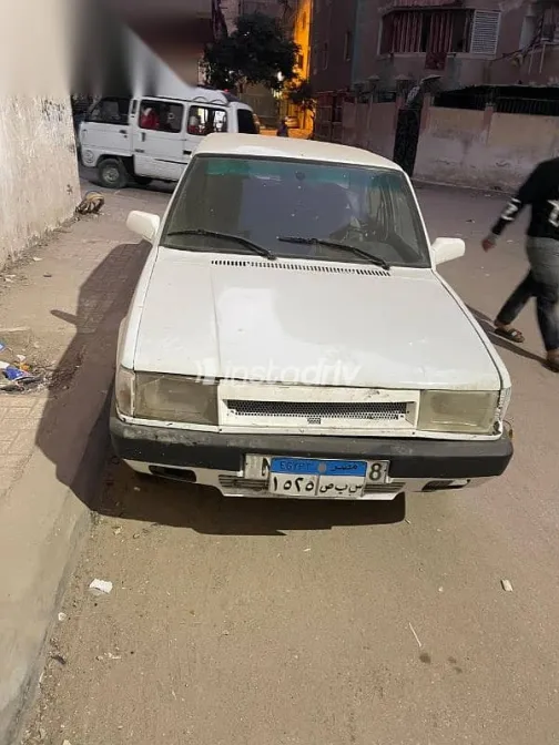 فيات شاهين 2000 أبيض مستعملة للبيع - 1