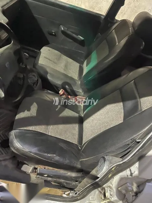 فيات شاهين 2000 أبيض مستعملة للبيع - 9