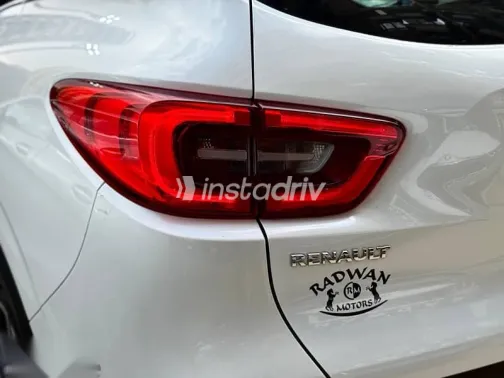 Renault Kadjar 2018 White Used for Sale - 2
