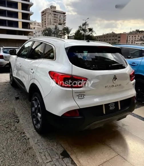 Renault Kadjar 2018 White Used for Sale - 6