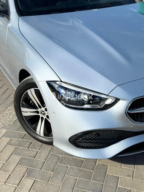 مرسيدس C 180 2024 فضي مستعملة للبيع - 7