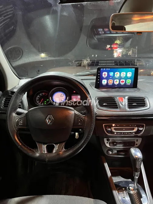 Renault Fluence 2015 White Used for Sale - 5