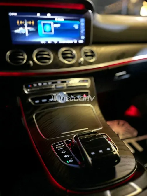 Mercedes E 180 2019 White Used for Sale - 1