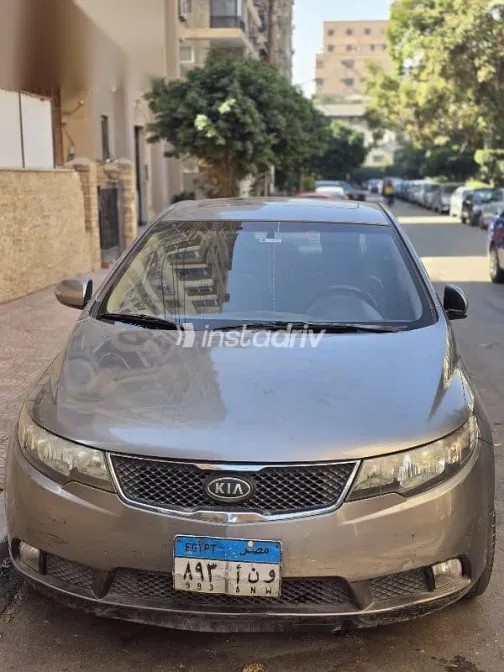 Kia Cerato 2010 Gray Used for Sale - 1