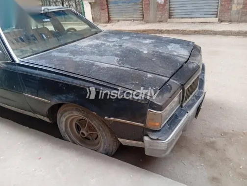 شيفروليه كابرس 1977 أسود مستعملة للبيع - 5