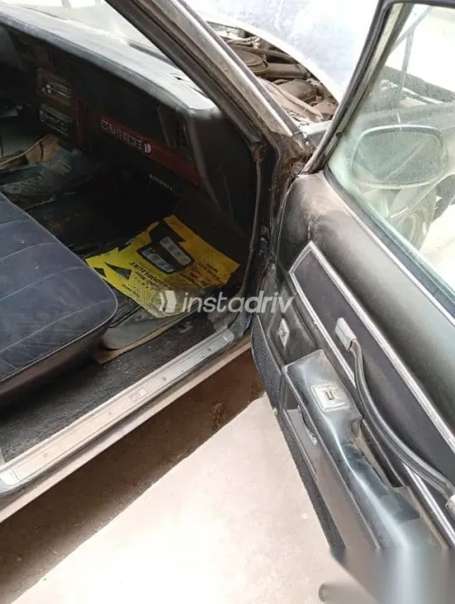 شيفروليه كابرس 1977 أسود مستعملة للبيع - 10