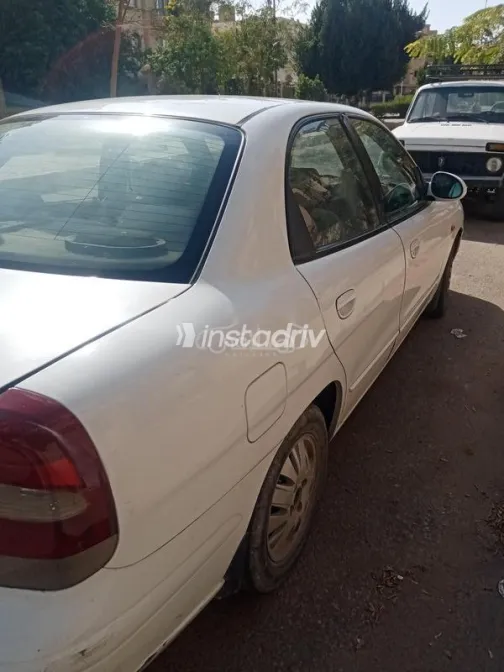 دايو نوبيرا 1999 أبيض مستعملة للبيع - 5