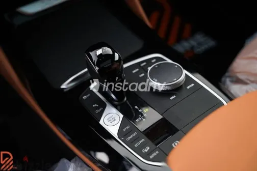 بي ام دبليو X4 2025 أزرق غامق جديدة للبيع - 10