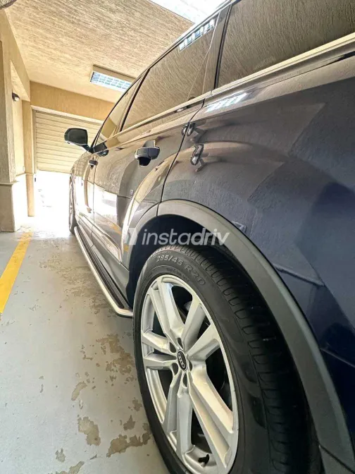 Audi Q7 2022 White Used for Sale - 2