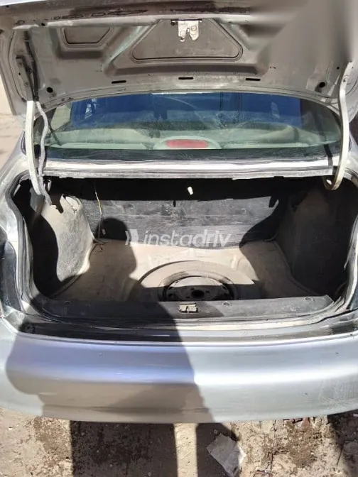 دايو لانوس 2005 فضي مستعملة للبيع - 7