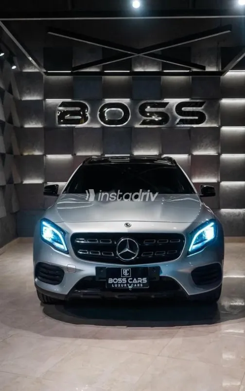 مرسيدس GLA 200 2020 رمادي مستعملة للبيع - 1