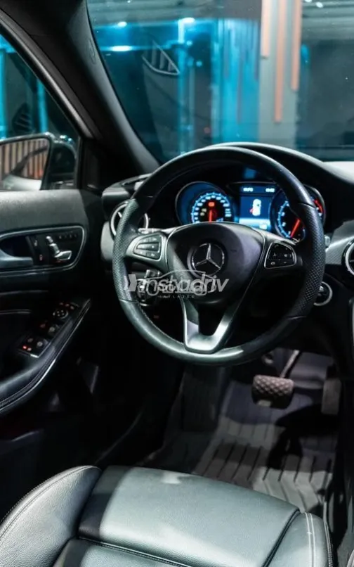 مرسيدس GLA 200 2020 رمادي مستعملة للبيع - 3