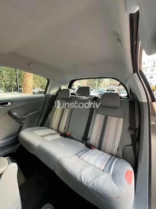 بيجو 208 2015 بيج مستعملة للبيع - 4