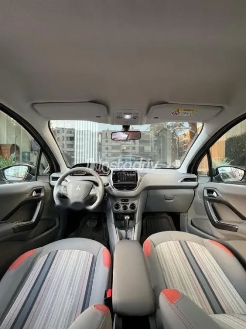 بيجو 208 2015 بيج مستعملة للبيع - 5