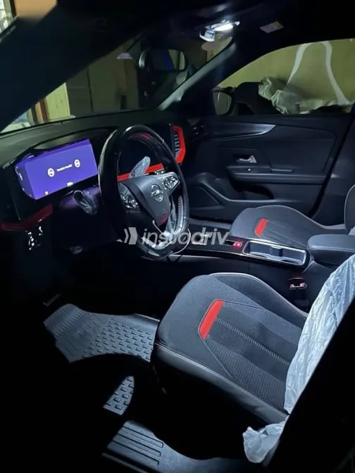 اوبل موكا 2022 أزرق غامق مستعملة للبيع - 5