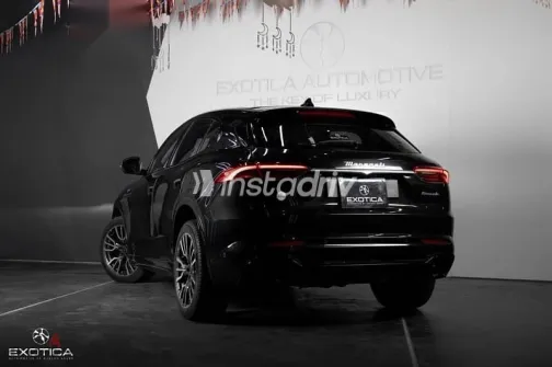 مازيراتي جريكالي 2023 أسود مستعملة للبيع - 4