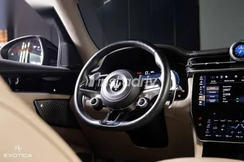 مازيراتي جريكالي 2023 أسود مستعملة للبيع - 8