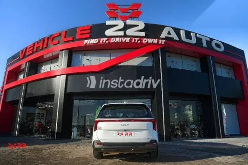 كيا كارنفال 2026 أبيض جديدة للبيع - 5