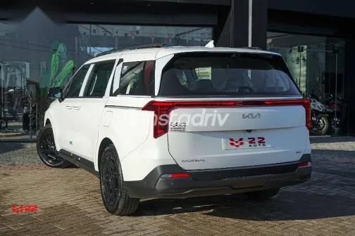 كيا كارنفال 2026 أبيض جديدة للبيع - 6