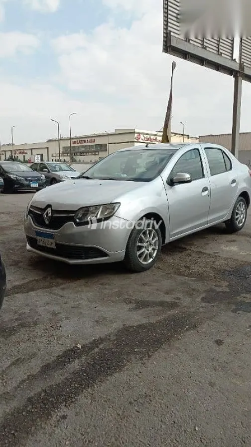رينو لوجان 2017 فضي مستعملة للبيع - 3