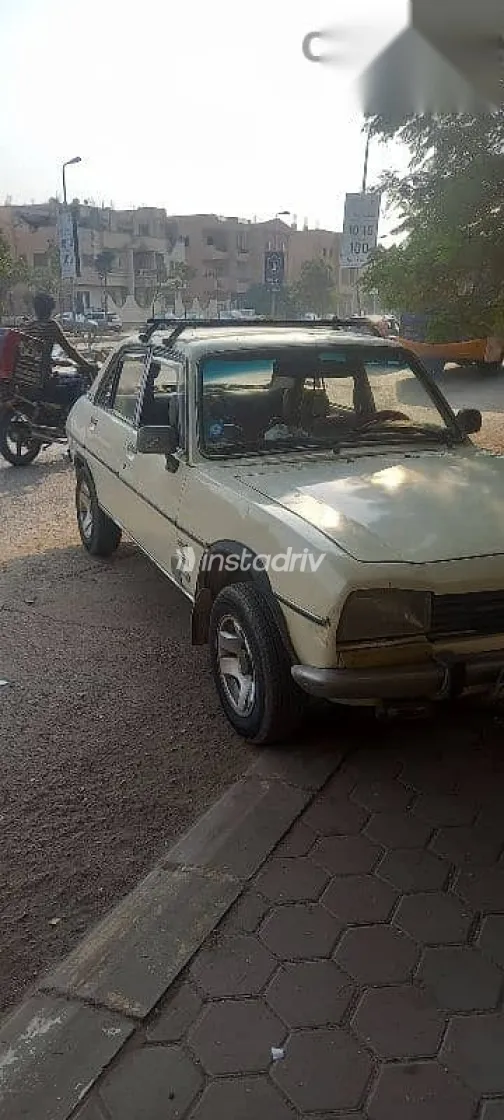 بيجو 504 1979 بيج مستعملة للبيع - 2