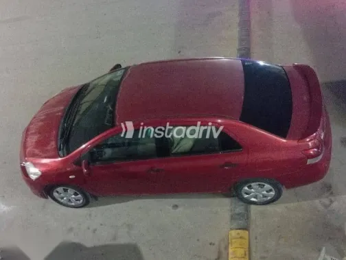 تويوتا ياريس 2007 أحمر مستعملة للبيع - 1