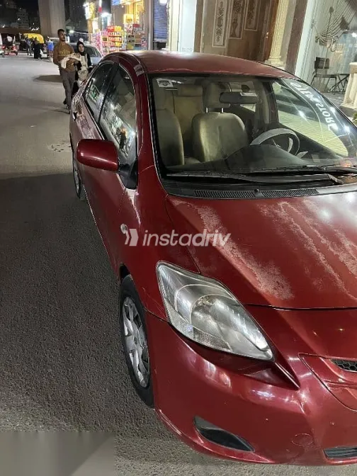 تويوتا ياريس 2007 أحمر مستعملة للبيع - 9