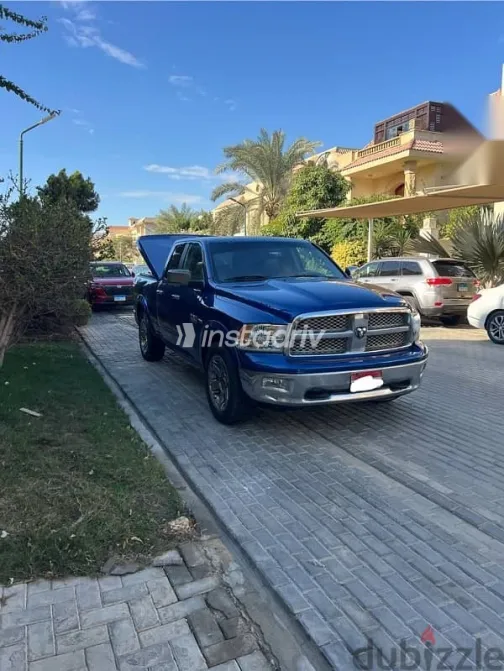 دودج رام 2011 أزرق غامق مستعملة للبيع - 5