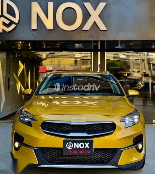 Kia Xceed 2022 Gold Used for Sale - 1