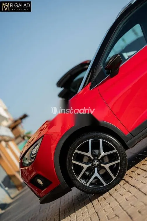 سيات ارونا 2021 أحمر مستعملة للبيع - 1