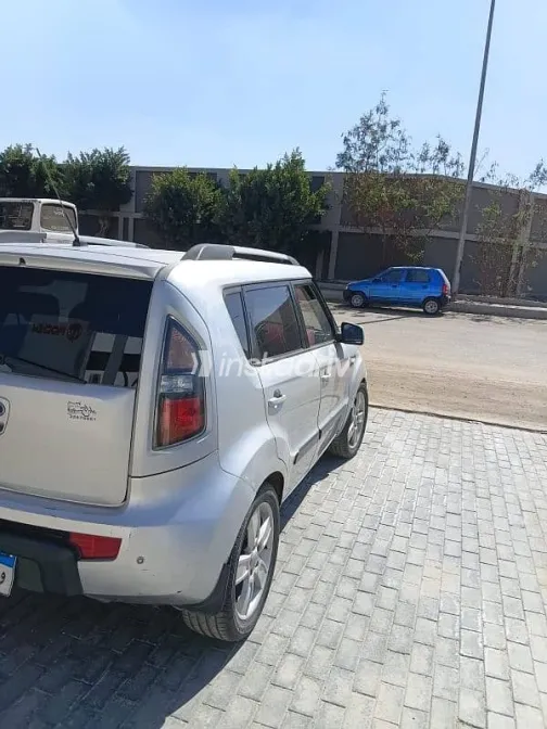 Kia Soul 2011 Silver Used for Sale - 2