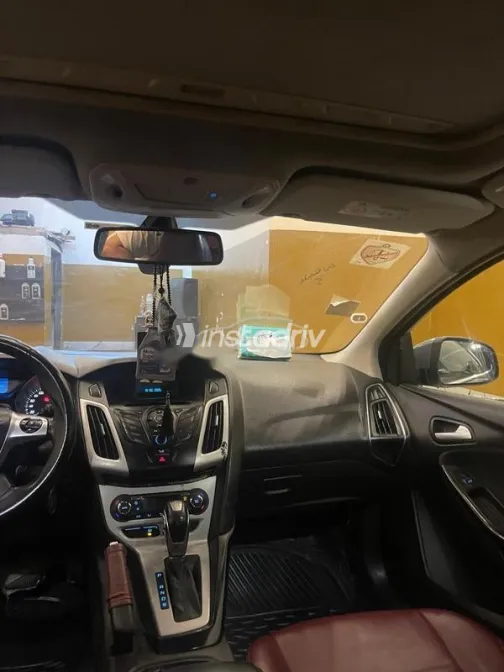 فورد فوكس 2014 رمادي مستعملة للبيع - 5