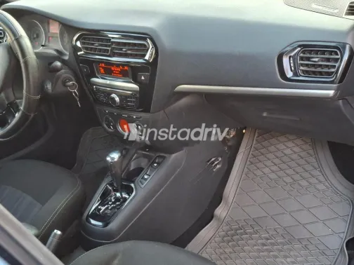 بيجو 301 2016 أزرق غامق مستعملة للبيع - 3