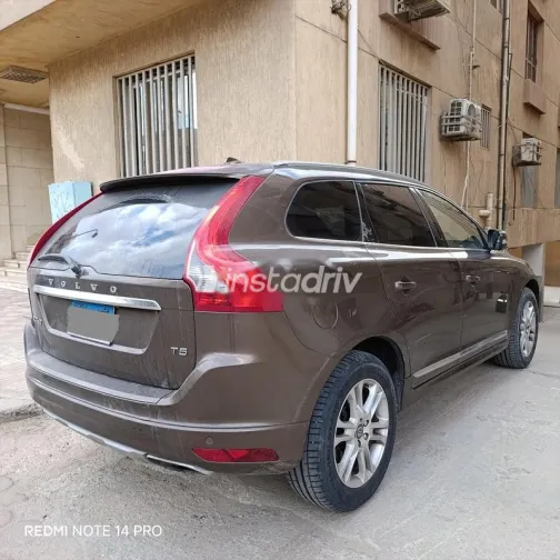 Volvo XC60 2016 Mocha Used for Sale - 1