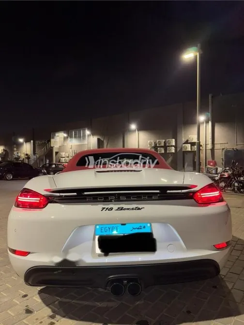 Porsche Boxster 2024 White Used for Sale - 4
