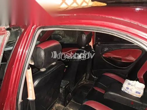 Daewoo Nubira 2002 Burgundy Used for Sale - 7