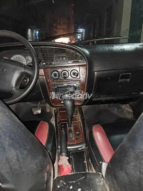 Daewoo Nubira 2002 Burgundy Used for Sale - 10