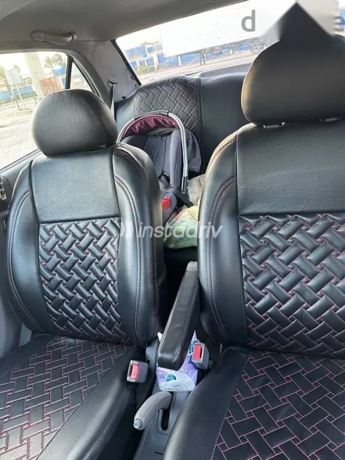 هيونداي فيرنا 2008 أسود مستعملة للبيع - 3