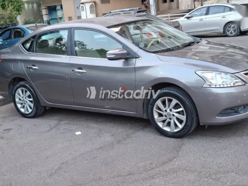 Nissan Sentra 2019 Gold Used for Sale - 7
