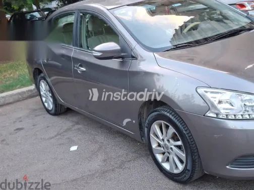 Nissan Sentra 2019 Gold Used for Sale - 9