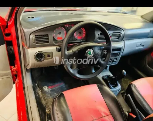 سكودا اوكتافيا A4 1998 أحمر مستعملة للبيع - 2